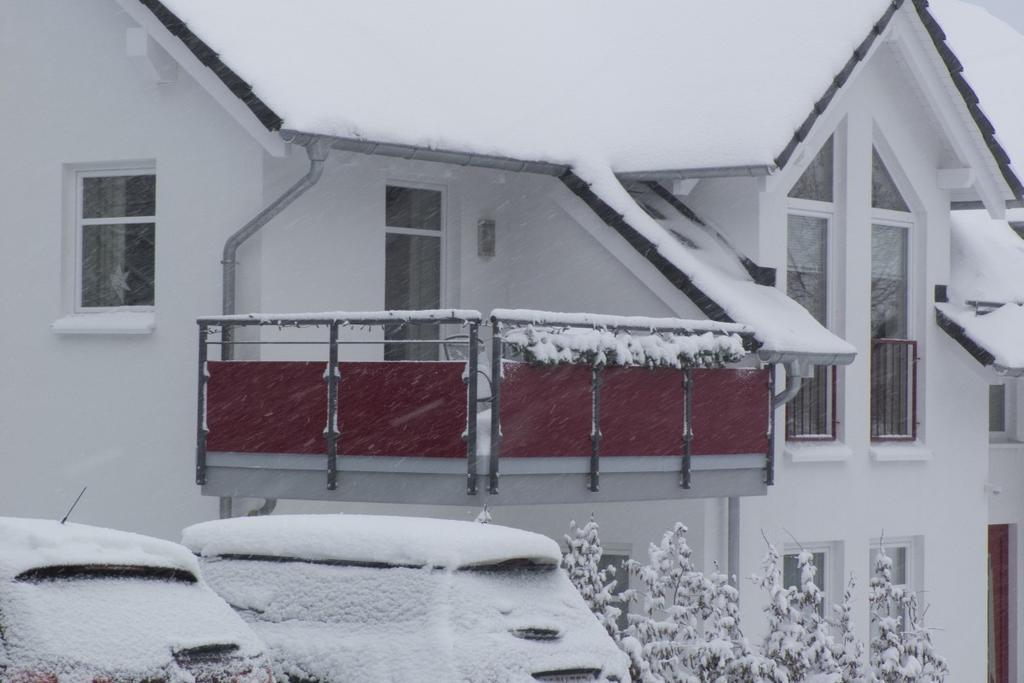 Haus Am Lagunenbad Ferienwohnung Ettelsberg Willingen  Exterior foto